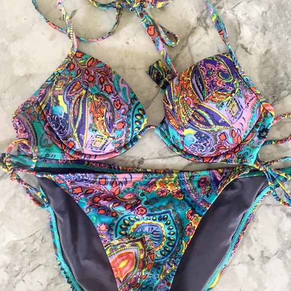Victoria's Secret Other - Victoria’s Secret turquoise paisley bikini